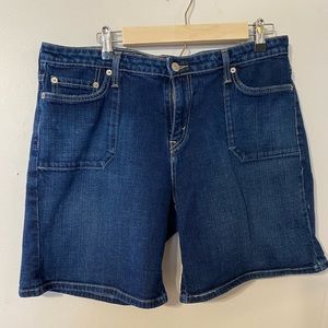 Levi’s shorts